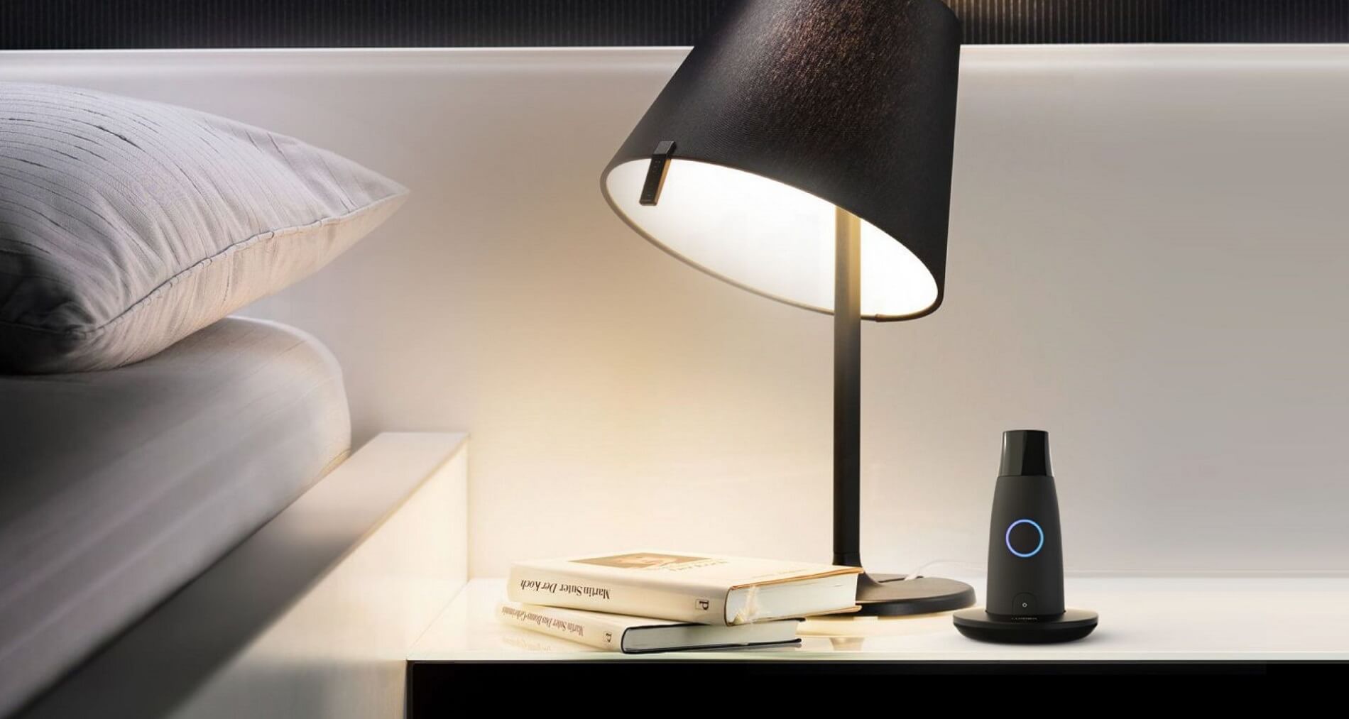 Data Insights - A night light illuminates Lumen's device